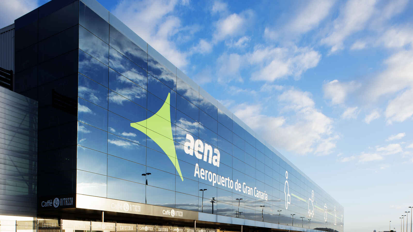 Comprar acciones Aena: cómo invertir en Aena en 2022