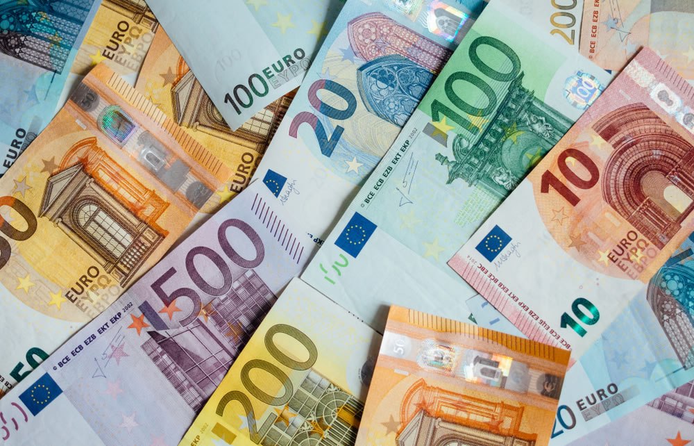 ¿Cómo invertir 10000 euros? Las mejores oportunidades de 2022